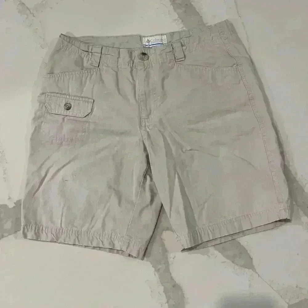 Columbia Tan Outdoor Hiking Shorts Bermuda Chino Casual Fie Pocket Womens Size 8